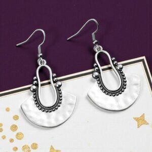 Boho Chic Antique Silver Plated Fan-Shaped Dangle Trendy Earrings